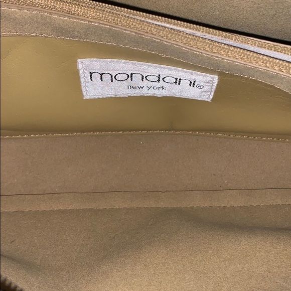 MONDANI NY PURSE💄💄 - Picture 5 of 8